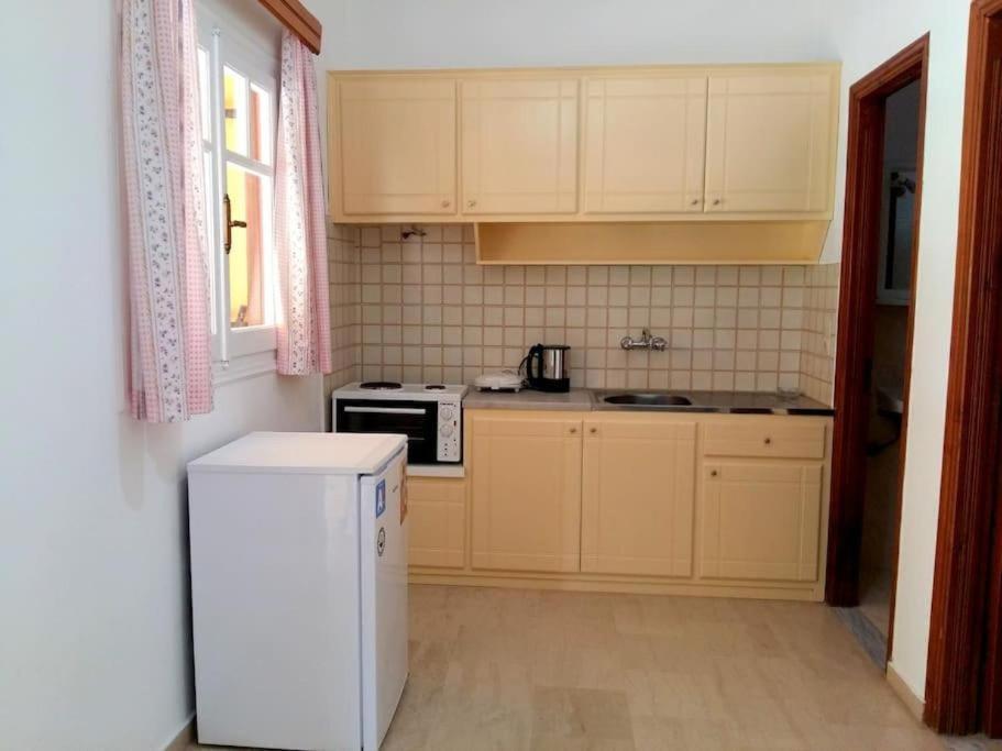 Margarita-Fondas Apartments Roda  Dış mekan fotoğraf